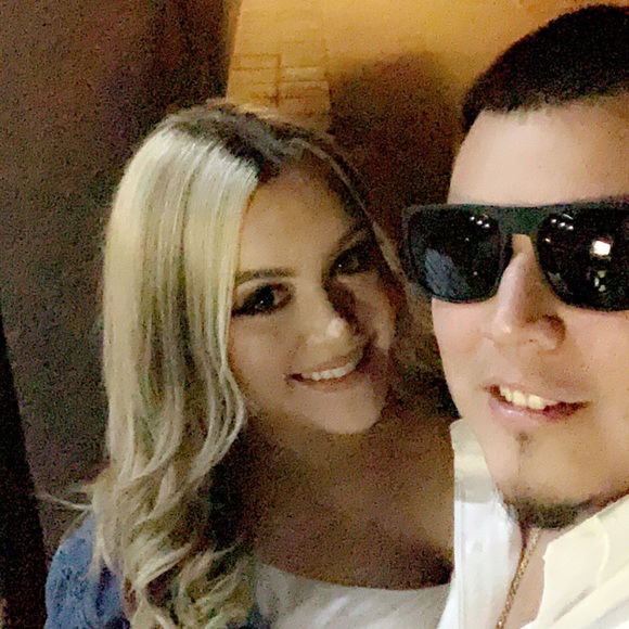 Meet your Posher, Alex - Picture 1 of 1